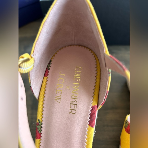 ⭐️⭐️ Host pick⭐️⭐️🍓J. Crew x Edie Parker Strawberry Espadrilele🍓 - Picture 11 of 14